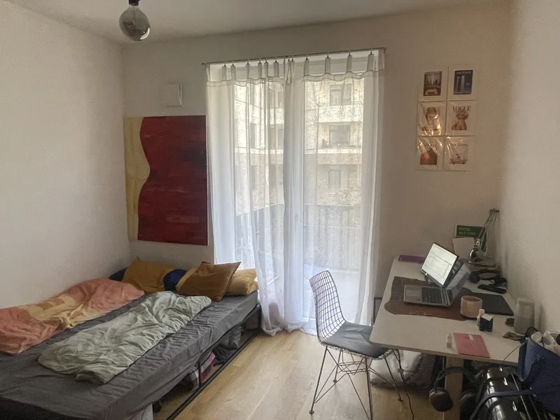 Ruhige Wohnung mit Balkon & Top-Lage nahe Südkreuz — photo 1